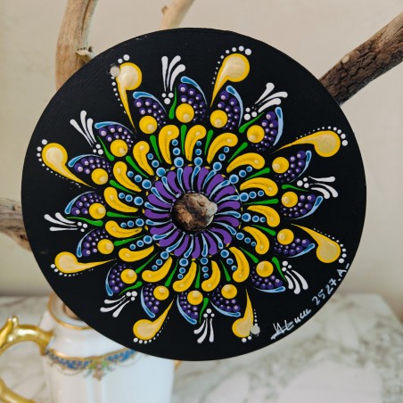 Ngurra-Bidi - Hand painted CD disc r crafts cd