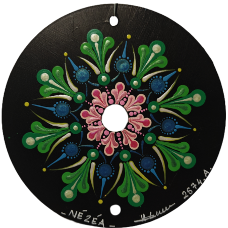 Nézéa   - Hand-painted recycled CD – unique artistic creation